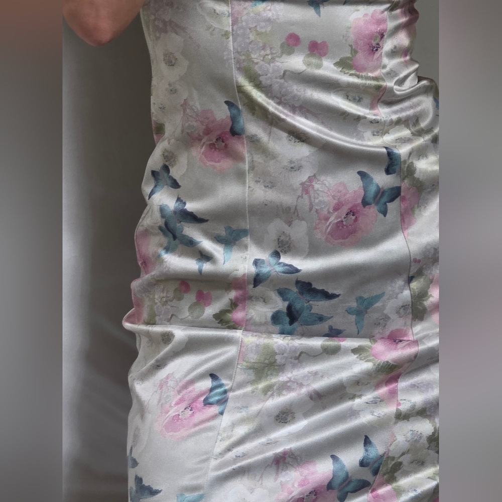 NWT- VICTORIA SECRET FLORAL SATIN DRESS- SZ S - Picture 4 of 4